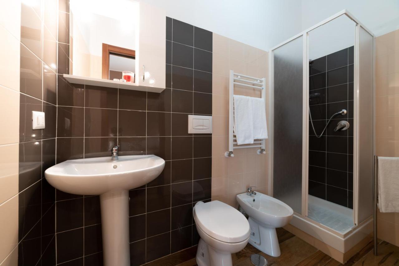 Myricae Rooms Affittacamere No Late Arrival Fiumicino Eksteriør billede