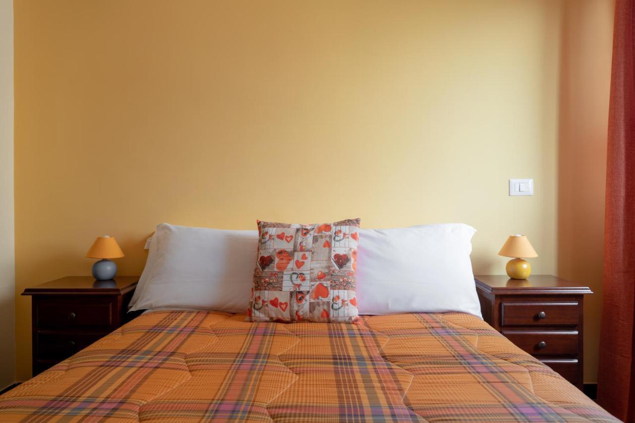 Myricae Rooms Affittacamere No Late Arrival Fiumicino Eksteriør billede